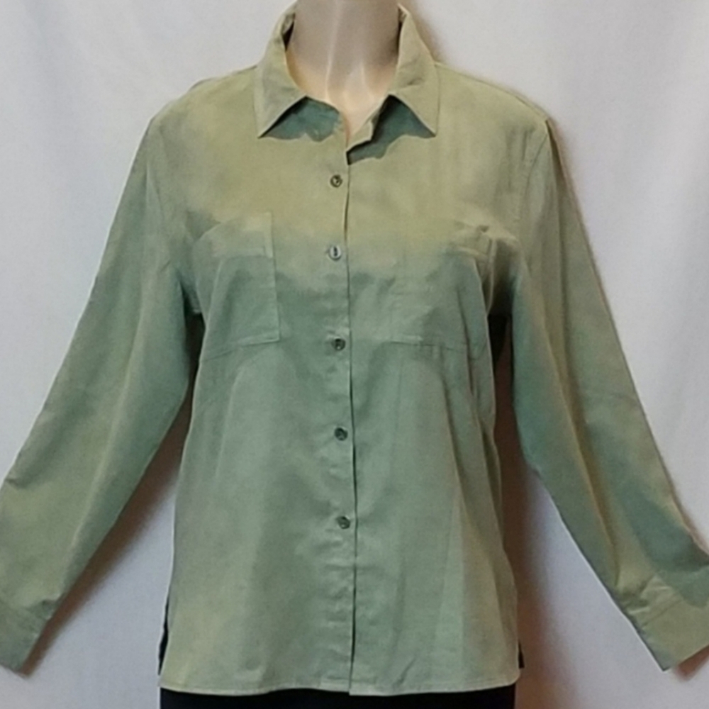 CHICO'S Ultrasuede Buttoned Shirt